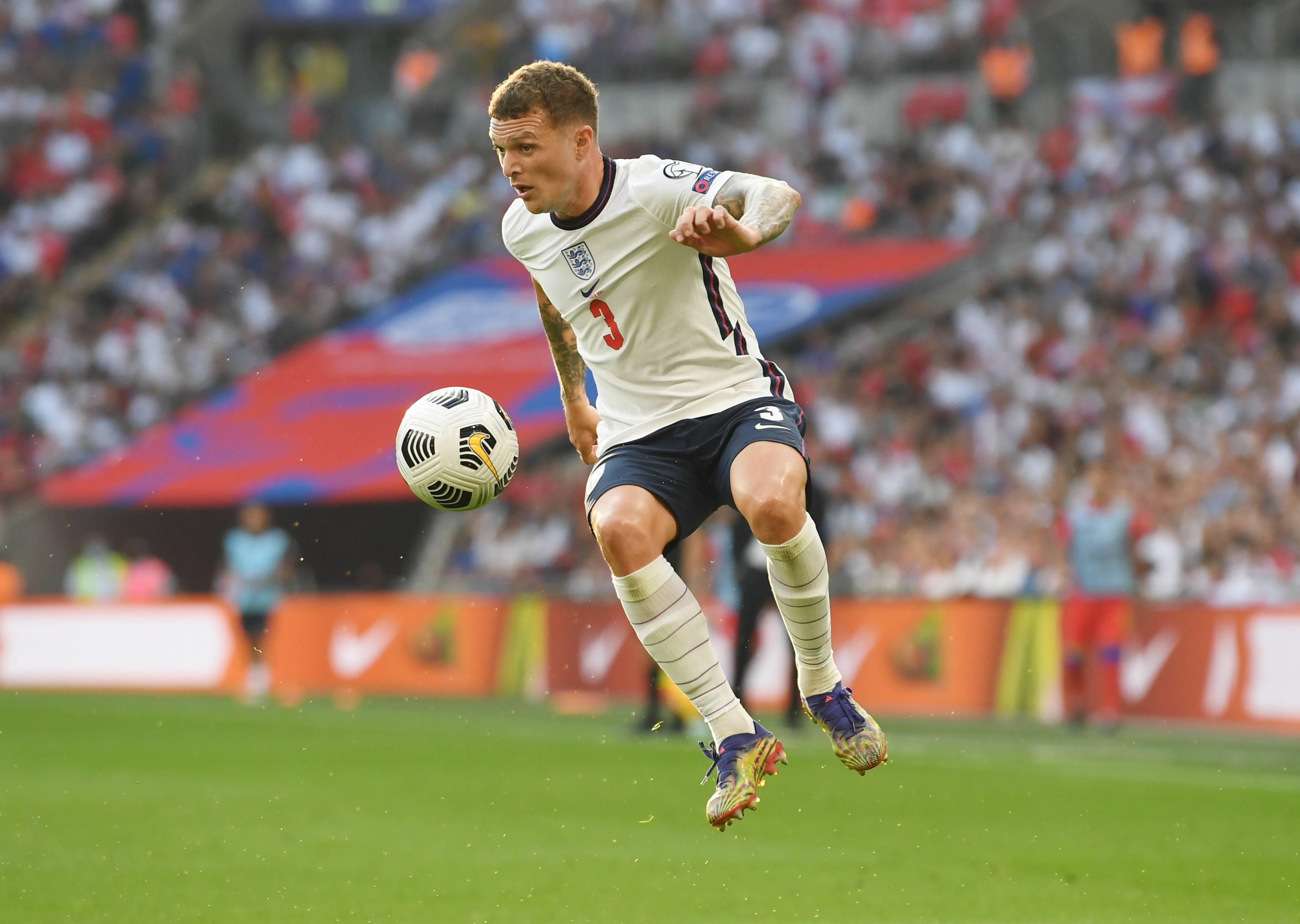 水晶宫主场战平埃弗顿，保级气氛浓