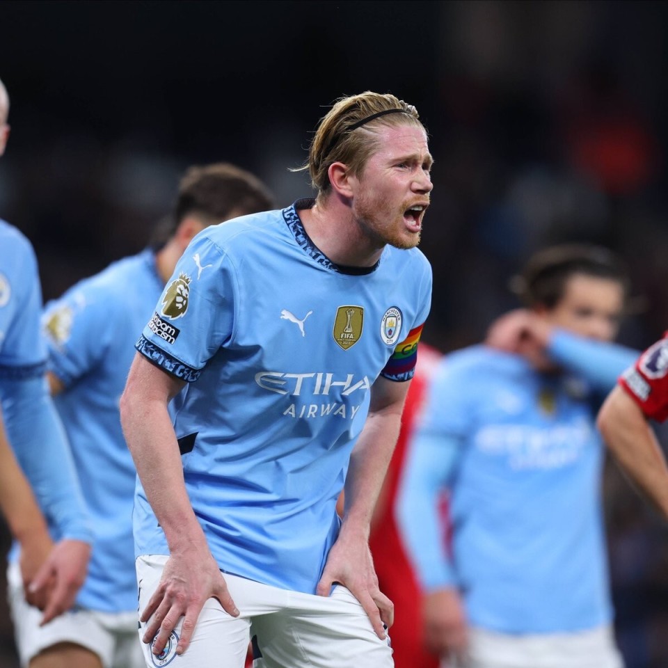 关于申花头球破门+点球绝杀，德布劳内遭遇联赛三连败的信息